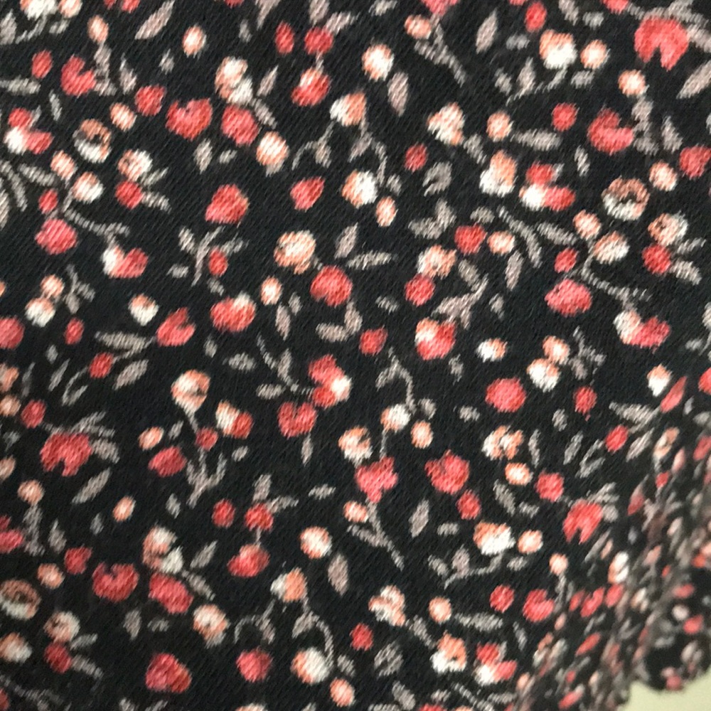 Ladies top - Picture 2 of 3